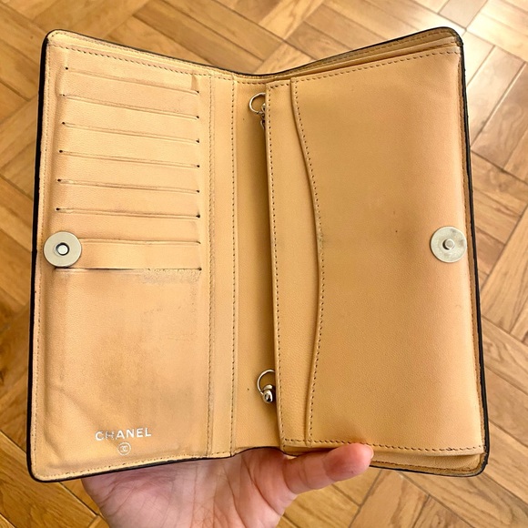 ❤️SOLD❤️ Auth CHANEL CC Bifold Lambskin WOC - Picture 5 of 13